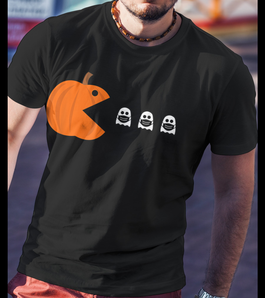Pac-Man Pumpkin Eating Ghosts Funny Halloween Men's T-Shirt