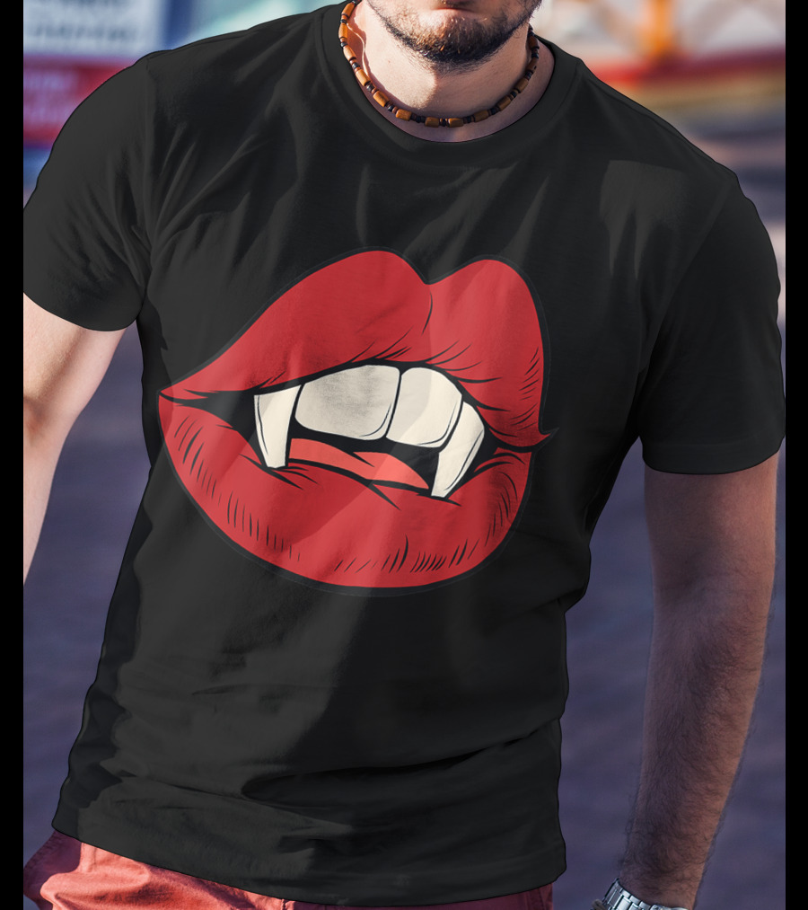 Women Vampire Kiss Halloween Rock Punk Goth Lips Fangs T-Shirt