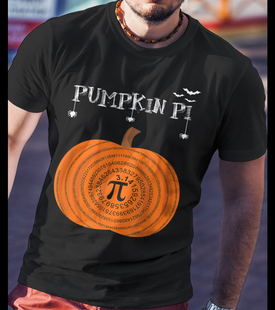 Pumpkin Pi Halloween Math Teachers Pumpkin With Pi Symbol And Bats T-Shirt