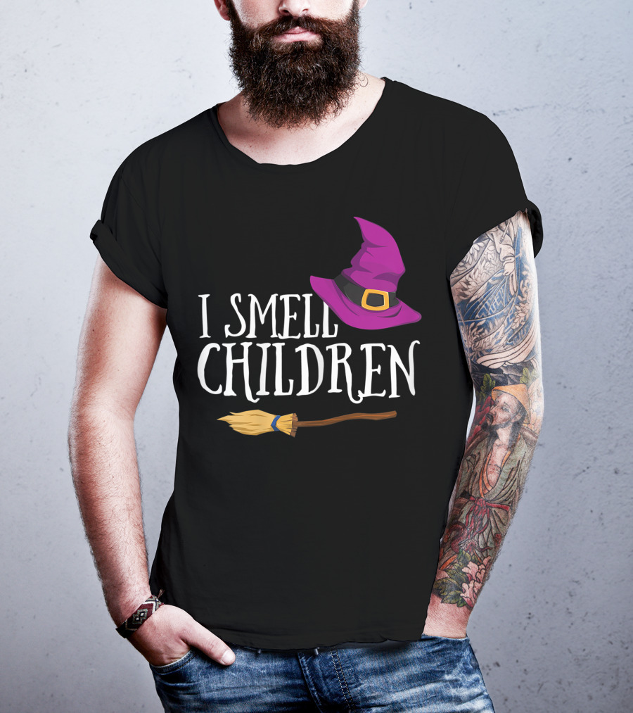 I Smell Children Halloween Witch Hat And Broom T-Shirt
