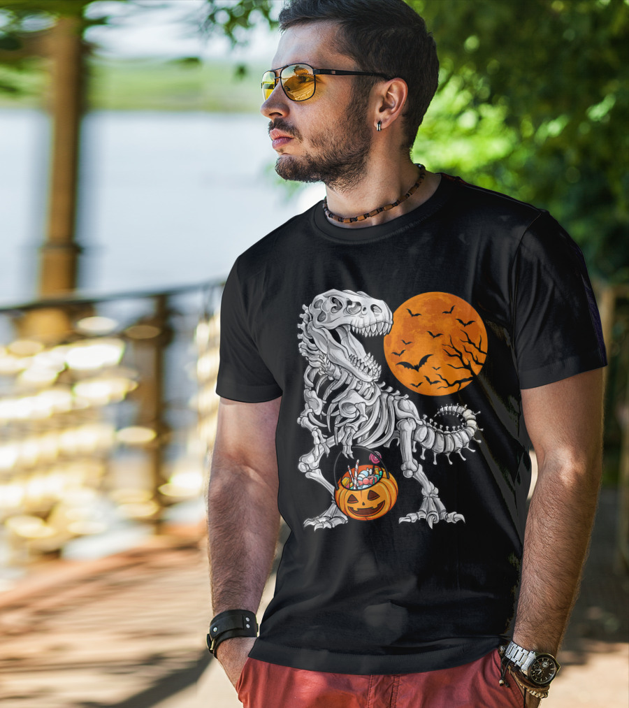 Dinosaur Skeleton Rex Scary Halloween T-Shirt