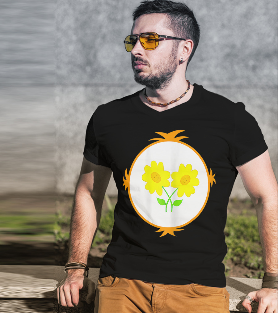 I Care Funny Halloween Bear Costume Best Friend Smiling Flowers T-Shirt