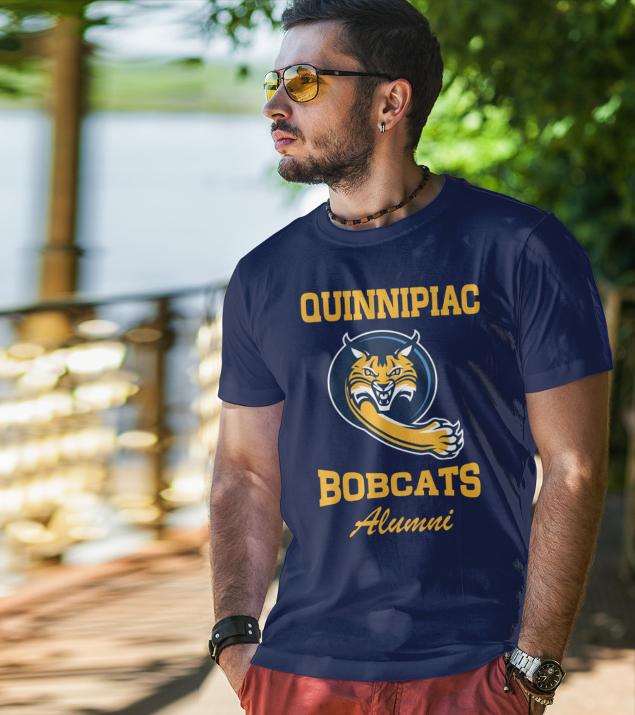 Quinnipiac Bobcats Alumni T-Shirt