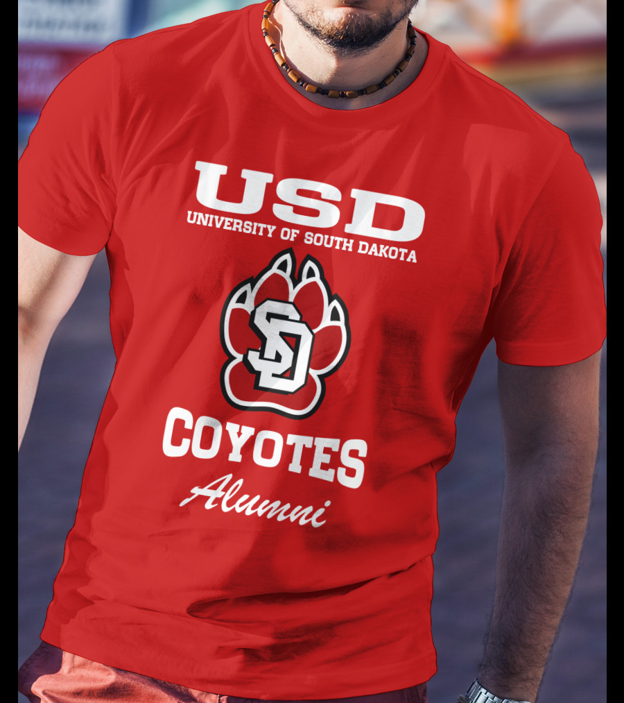 USD University Of South Dakota Coyotes Alumni T-Shirt