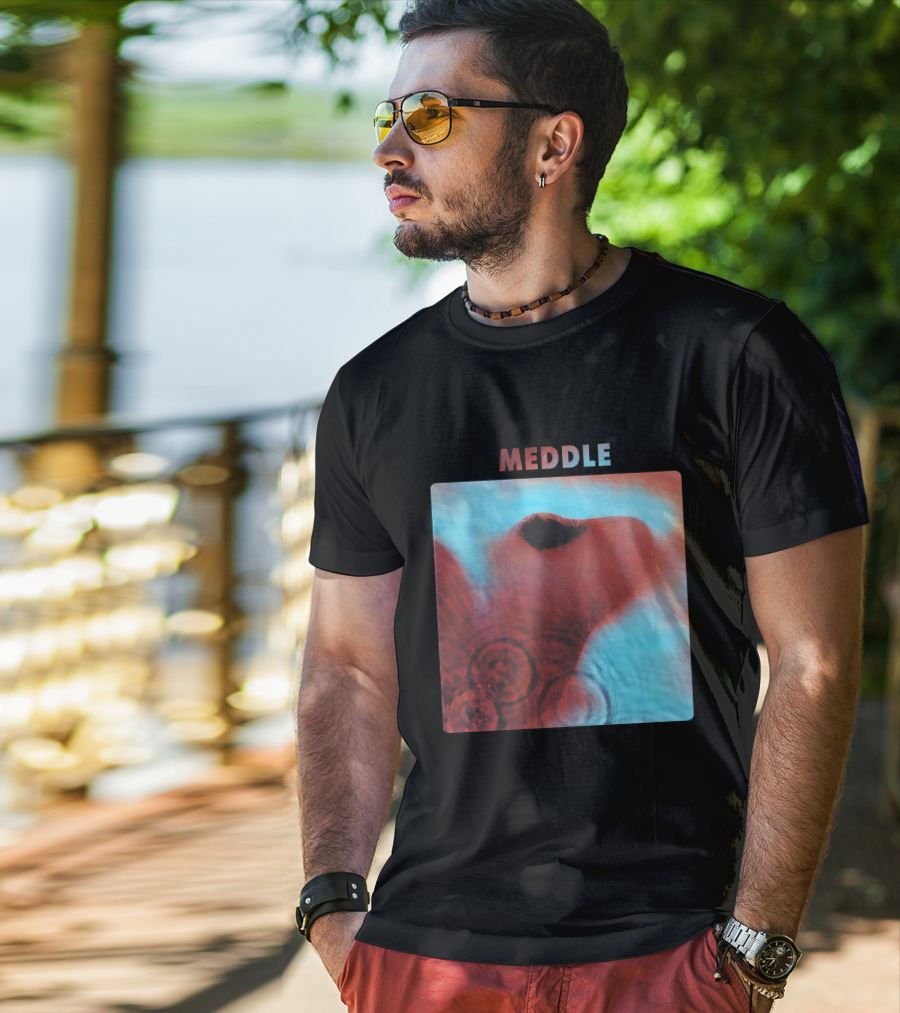 Pink Floyd - Meddle Album Cover Art Vintage Style T-Shirt