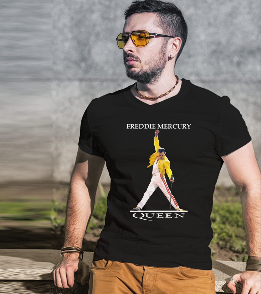 Freddie Mercury Queen Iconic Pose T-Shirt