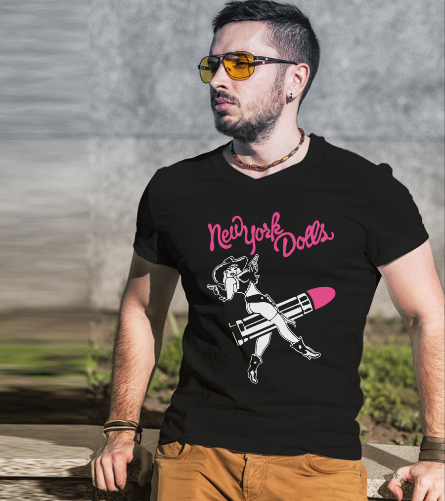 New York Dolls Cowgirl On Lipstick Rocket T-Shirt