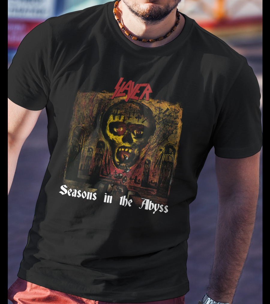 Slayer Seasons In The Abyss Skull Art With Cryptic Figures And Red T-Shirt