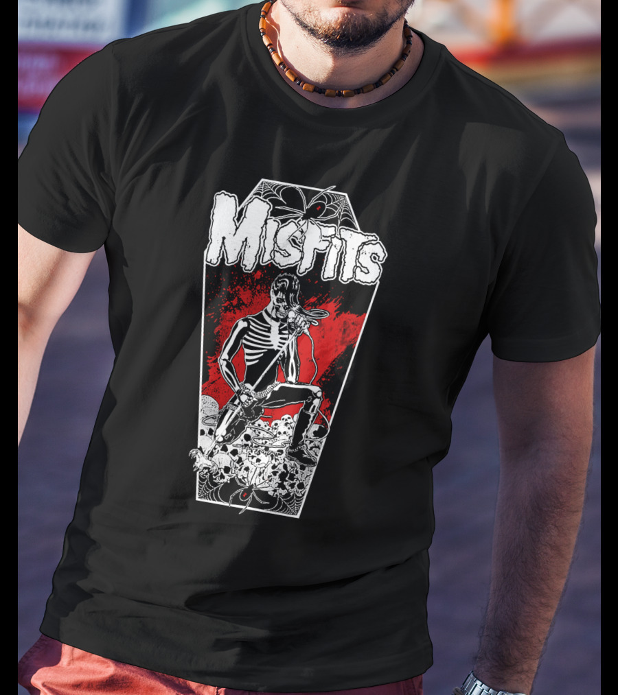 Misfits Coffin Skeleton Skulls Red Black T-Shirt