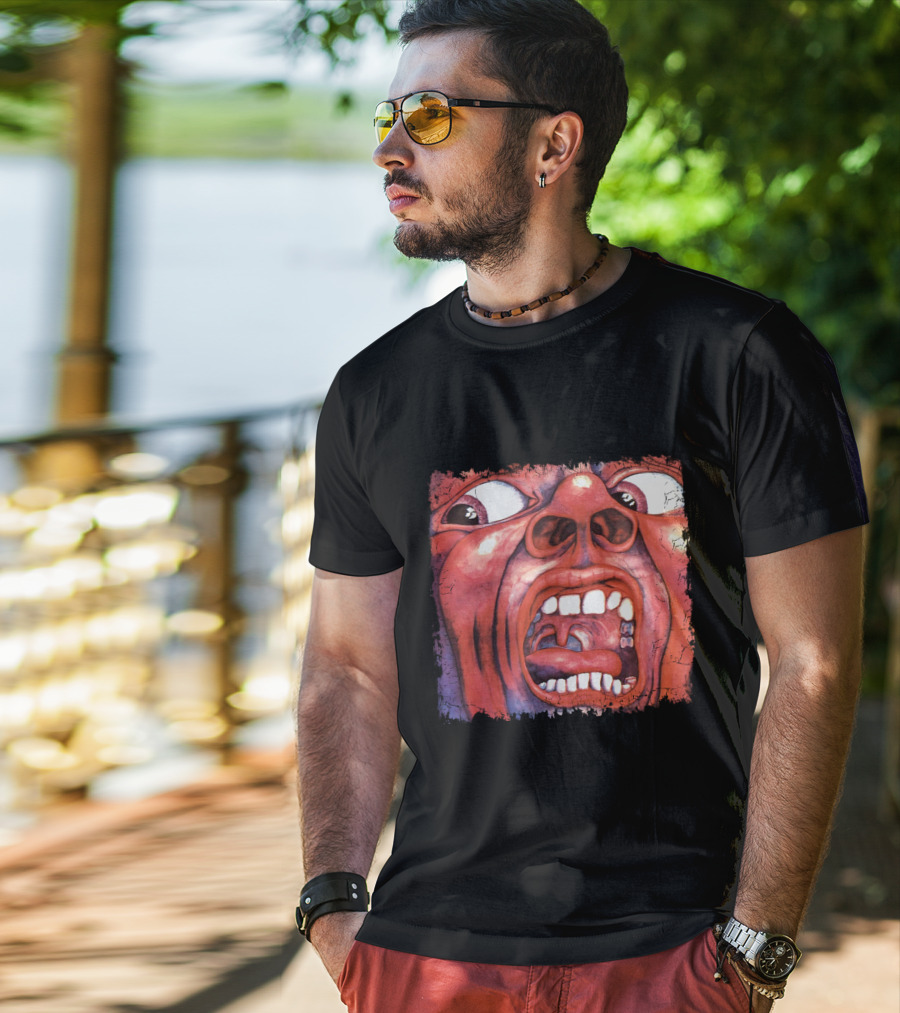 KC 03 In The Court Of The Crimson King Album Art Distorted Red Face T-Shirt