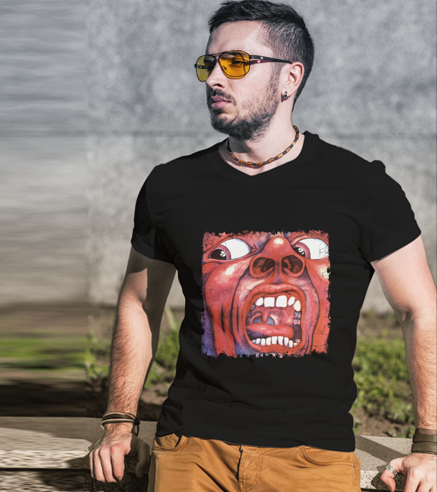 KC 03 In The Court Of The Crimson King Album Art Distorted Red Face T-Shirt