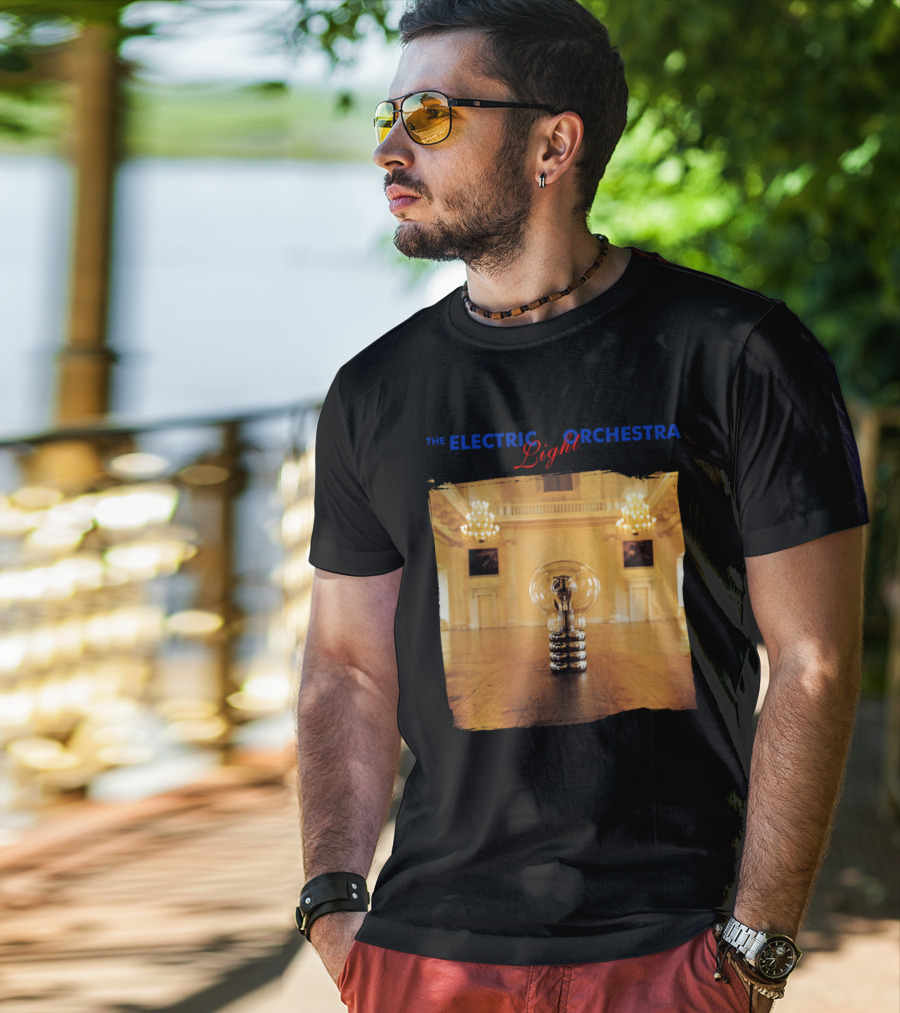 Electric Light Orchestra Lightbulb Room Chandelier Scene T-Shirt