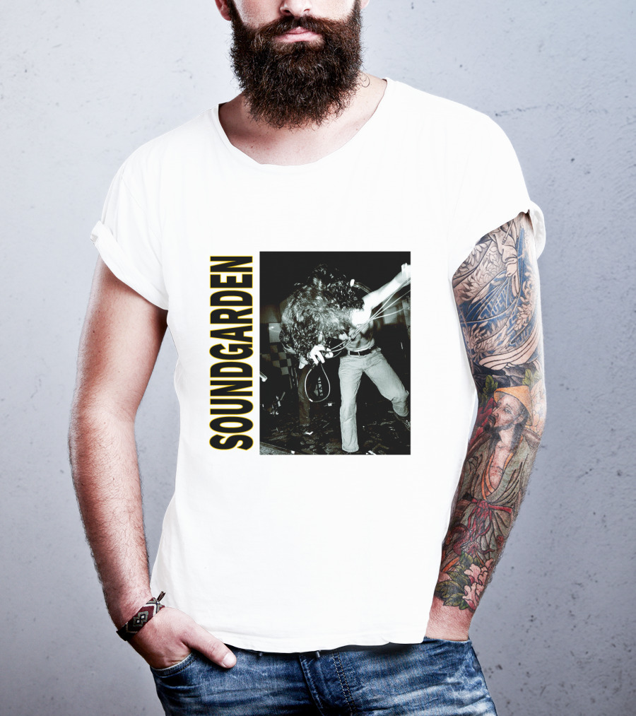 Soundgarden Live Performance Photo Vintage Style T-Shirt
