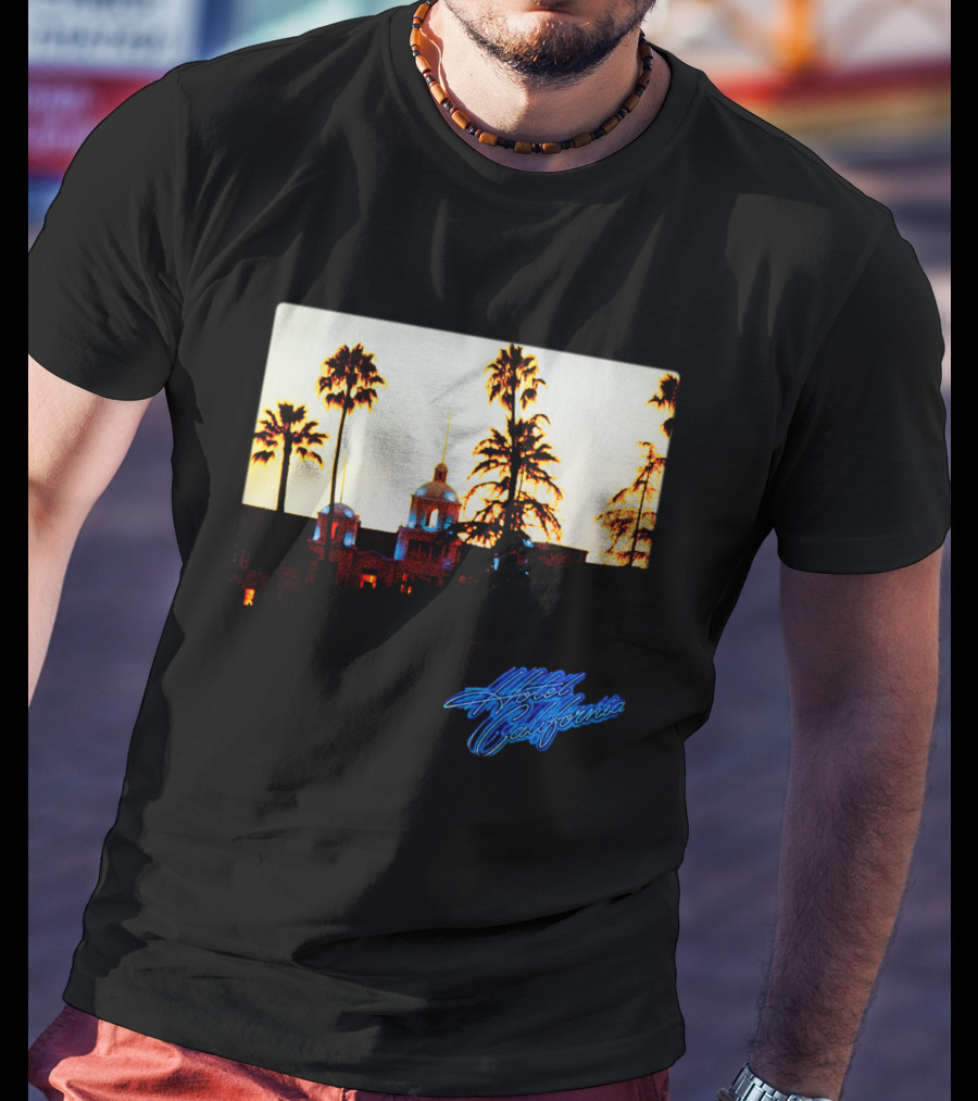 Hotel California Night Scene With Palm Trees And Neon Style T-Shirt