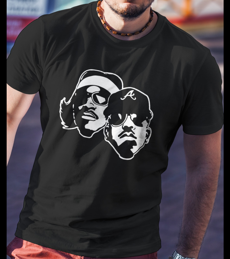 Duo With Iconic Sunglasses And Cap With A T-Shirt