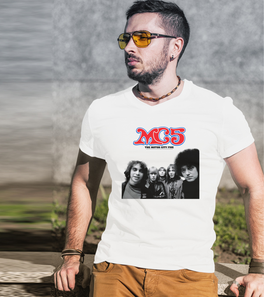 Mc5 The Motor City Five Band Retro Group Photo T-Shirt