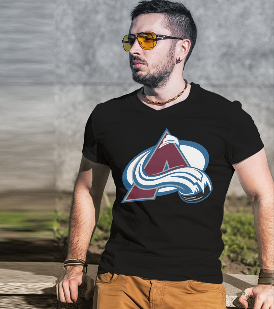 Colorado Avalanche NHL Team Logo Emblem T-Shirt