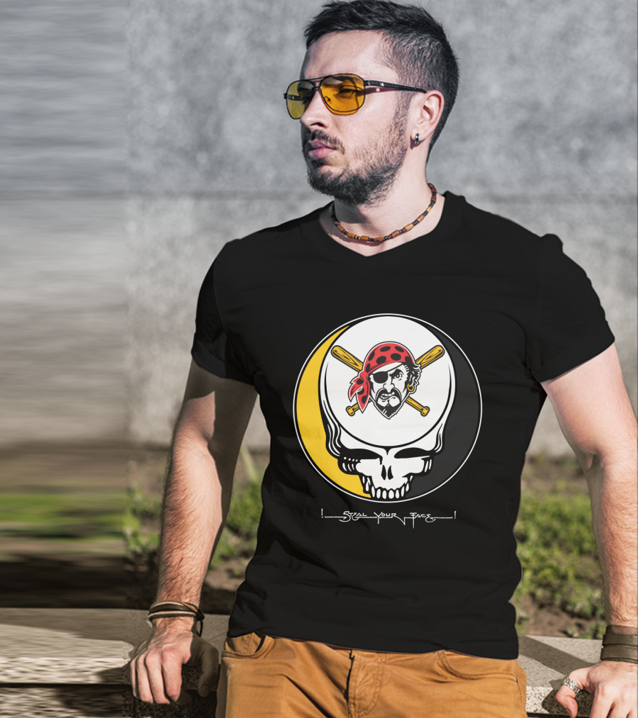 Grateful Dead Steal Your Face Pittsburgh Pirates Skull T-Shirt