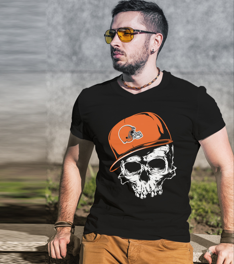 Cleveland Browns Skull With Helmet Cap T-Shirt