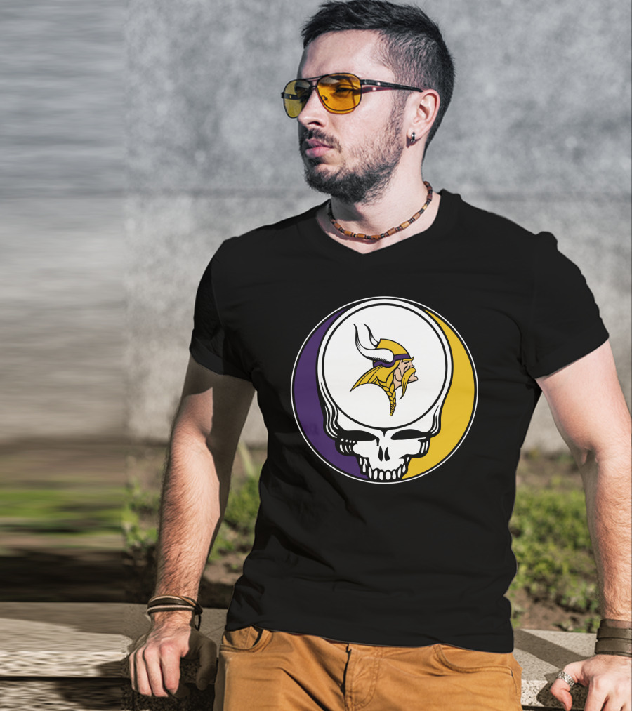 GRATEFUL DEAD Vikings Logo Skull Helmet T-Shirt