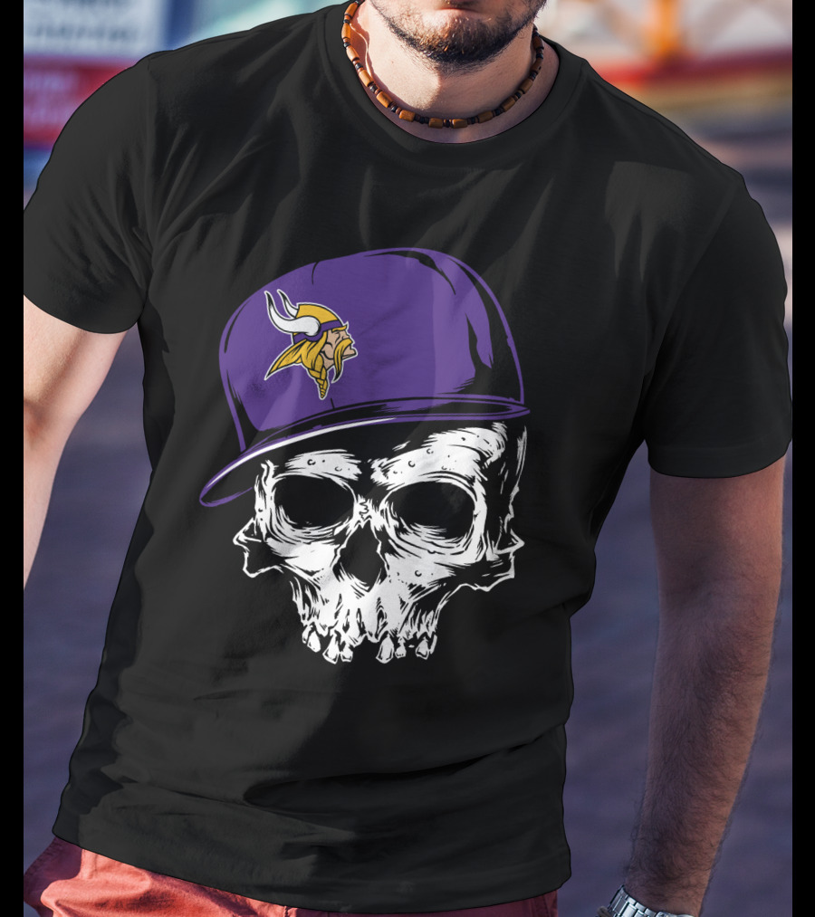 Minnesota Vikings Skull Purple Hat T-Shirt