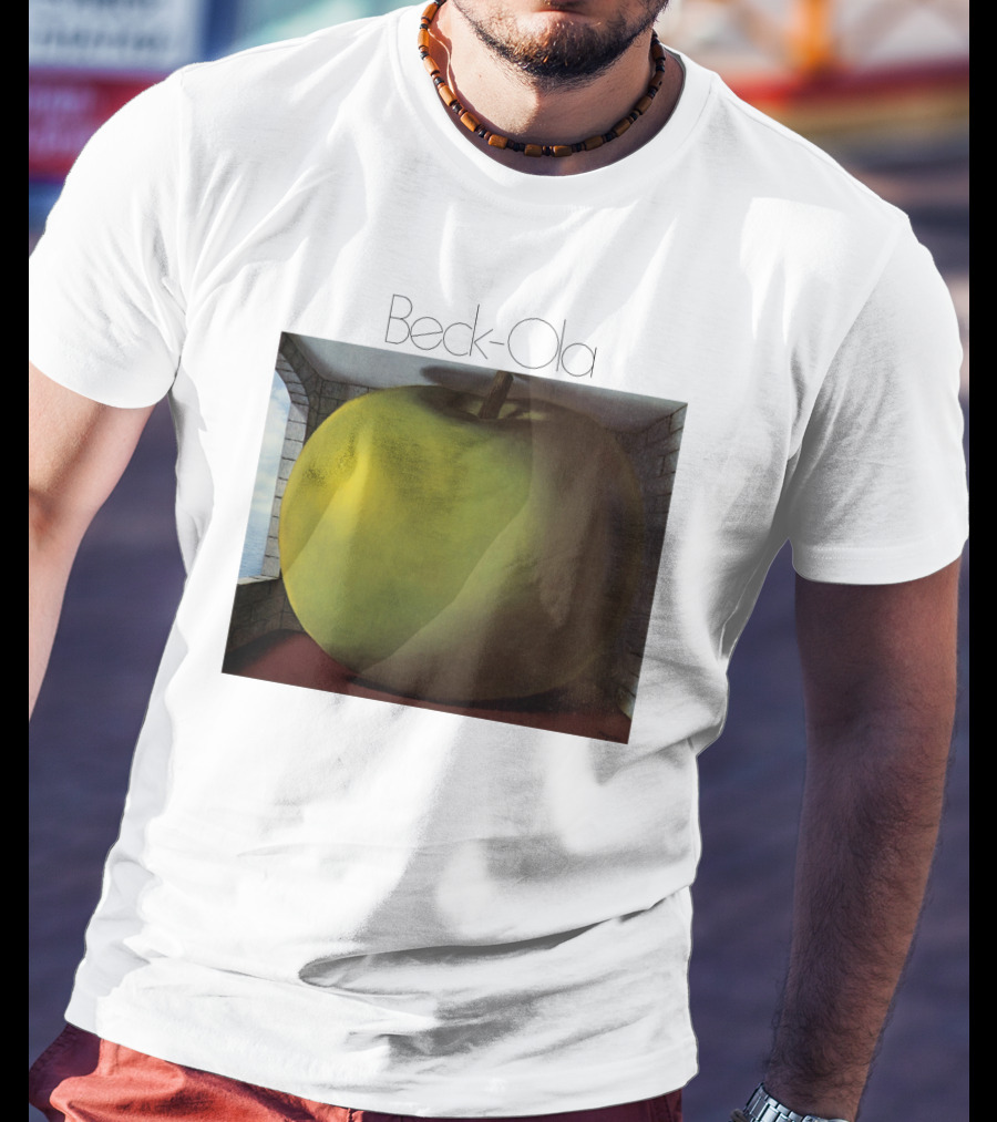 TJB 01 Beck Ola Album Cover Large Green Apple T-Shirt