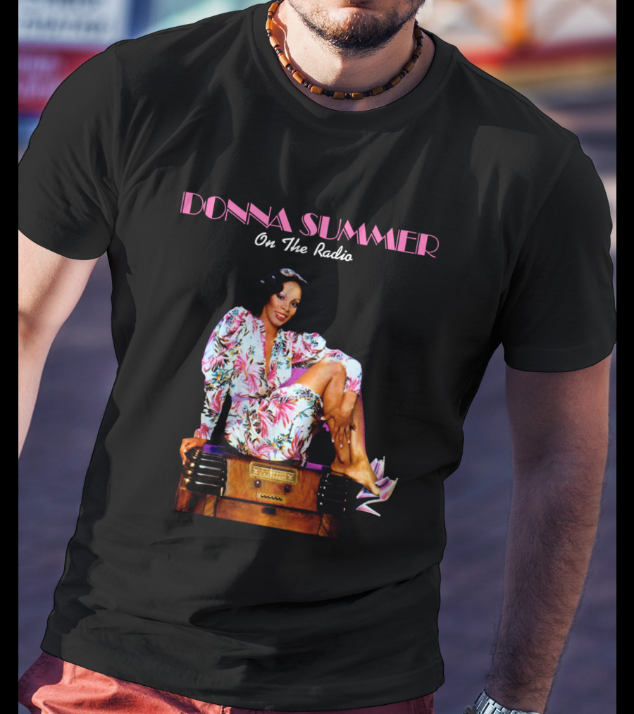 Donna Summer On The Radio 08 Retro Glam Pose T-Shirt