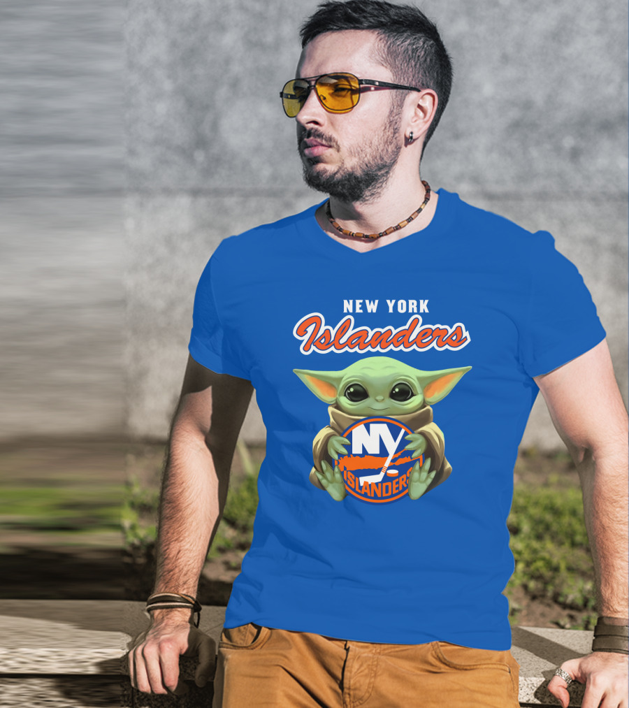 New York Islanders Baby Yoda Holding NY Islanders T-Shirt