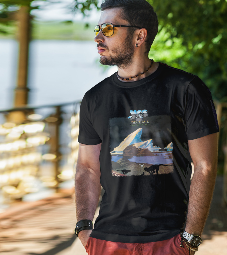Yes Drama Album Art With Iceberg Landscape And Silhouetted Animals T-Shirt