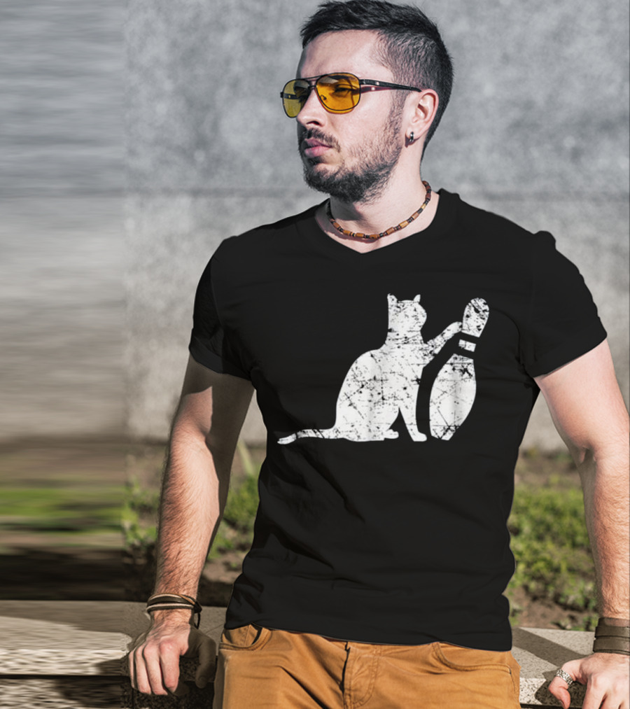 Ornery Alley Cat Tipping Bowling Pin Vintage T-Shirt