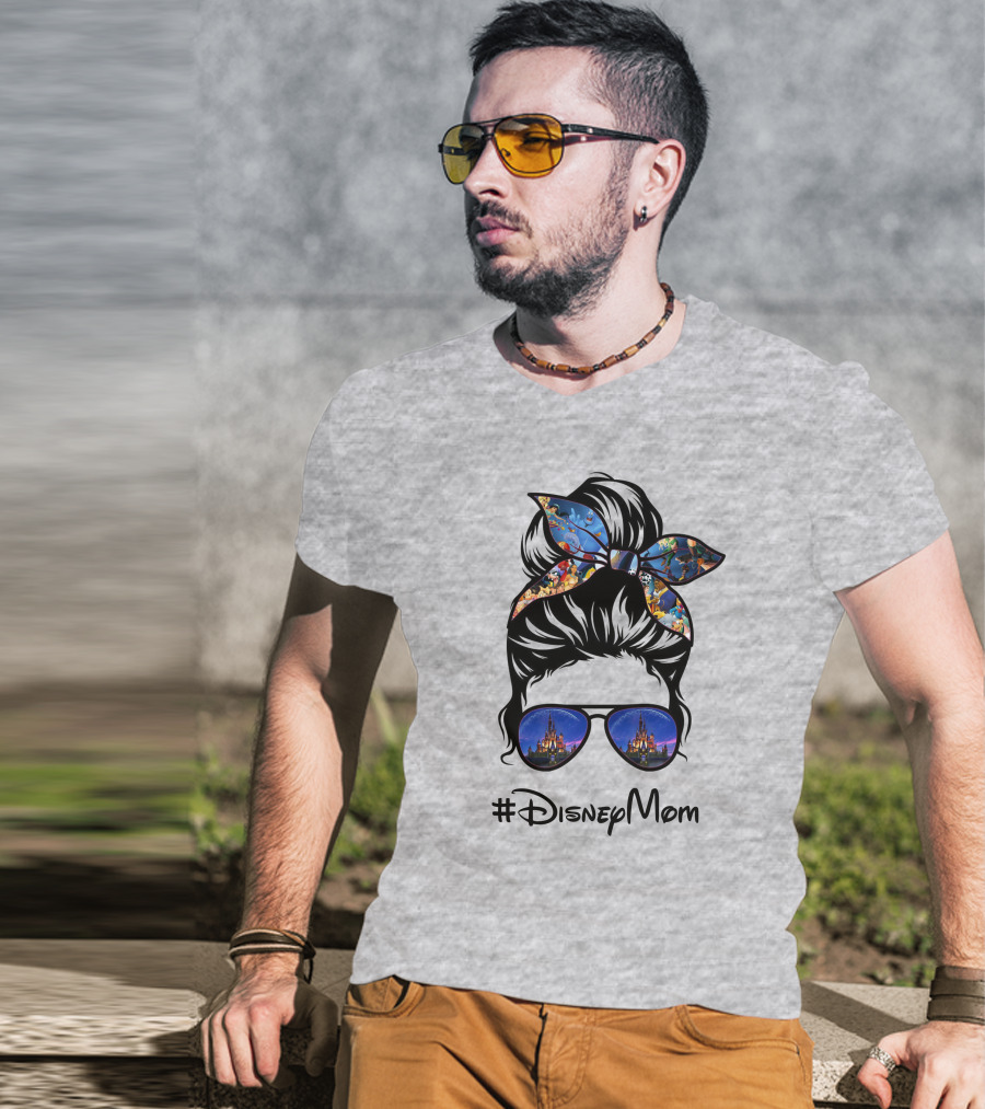 #Disneymom T-Shirt