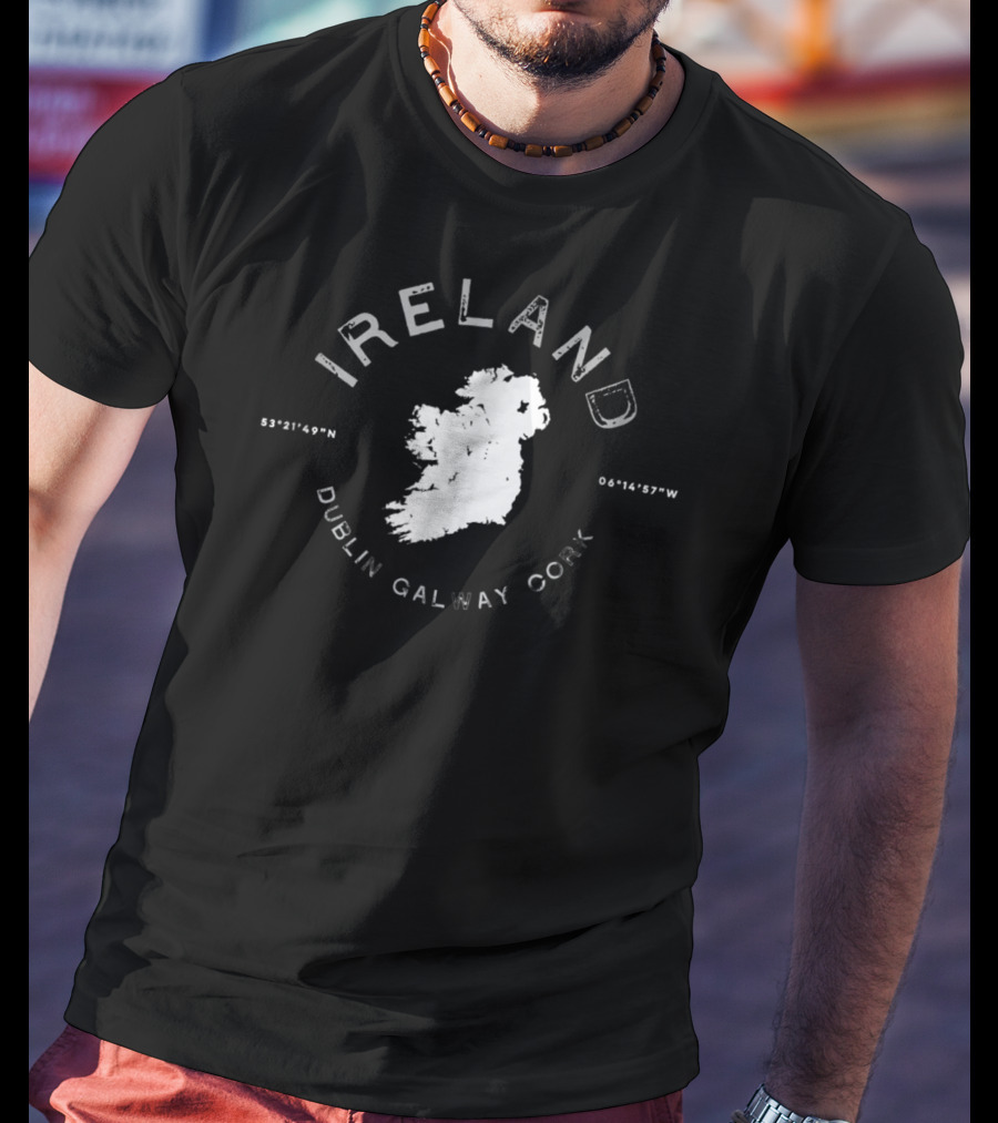IRELAND Map Dublin Galway Cork 53°21'49N 06°14'57W T-Shirt