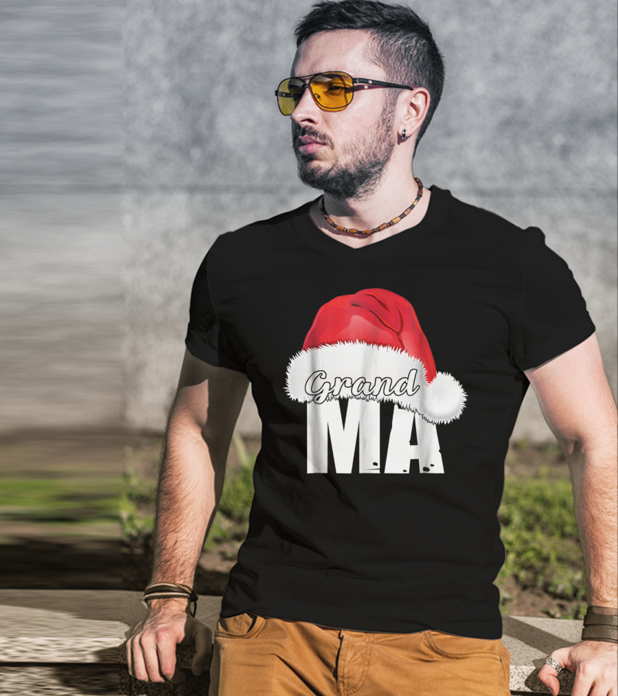 Grandma Christmas Santa Hat Family T-Shirt
