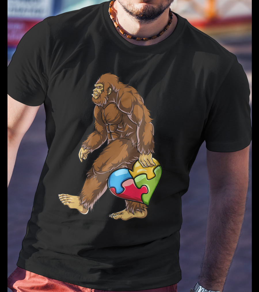 Bigfoot Holding Heart Puzzle Piece Autism Awareness Boys Men19 T-Shirt