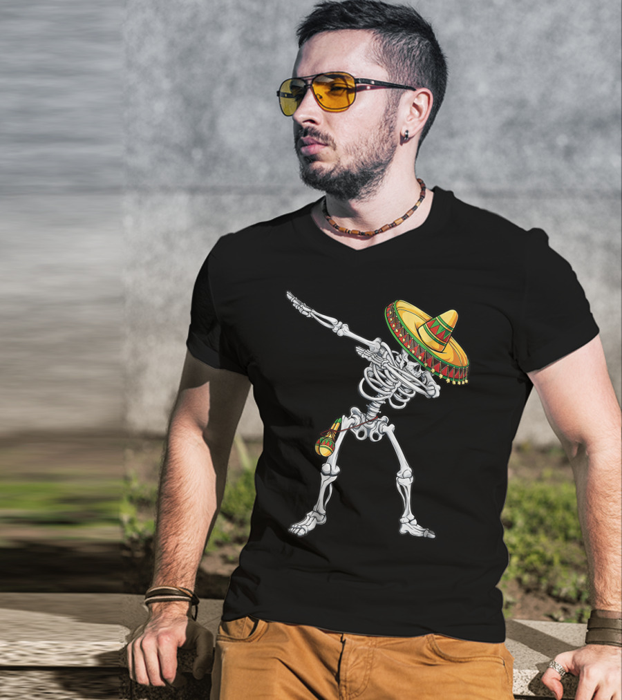 Skeleton Dabbing Sombrero Cinco De Mayo T-Shirt