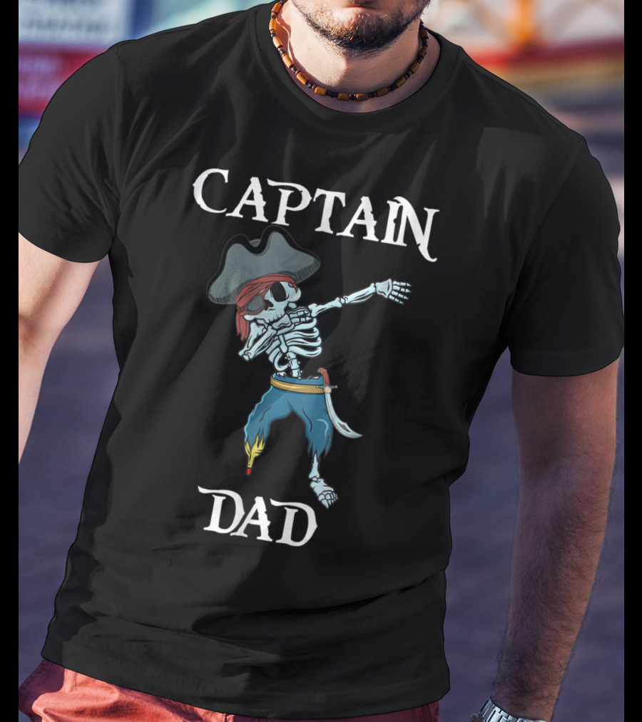 Captain Dad Pirate Skeleton Dabbing Halloween Costume T-Shirt