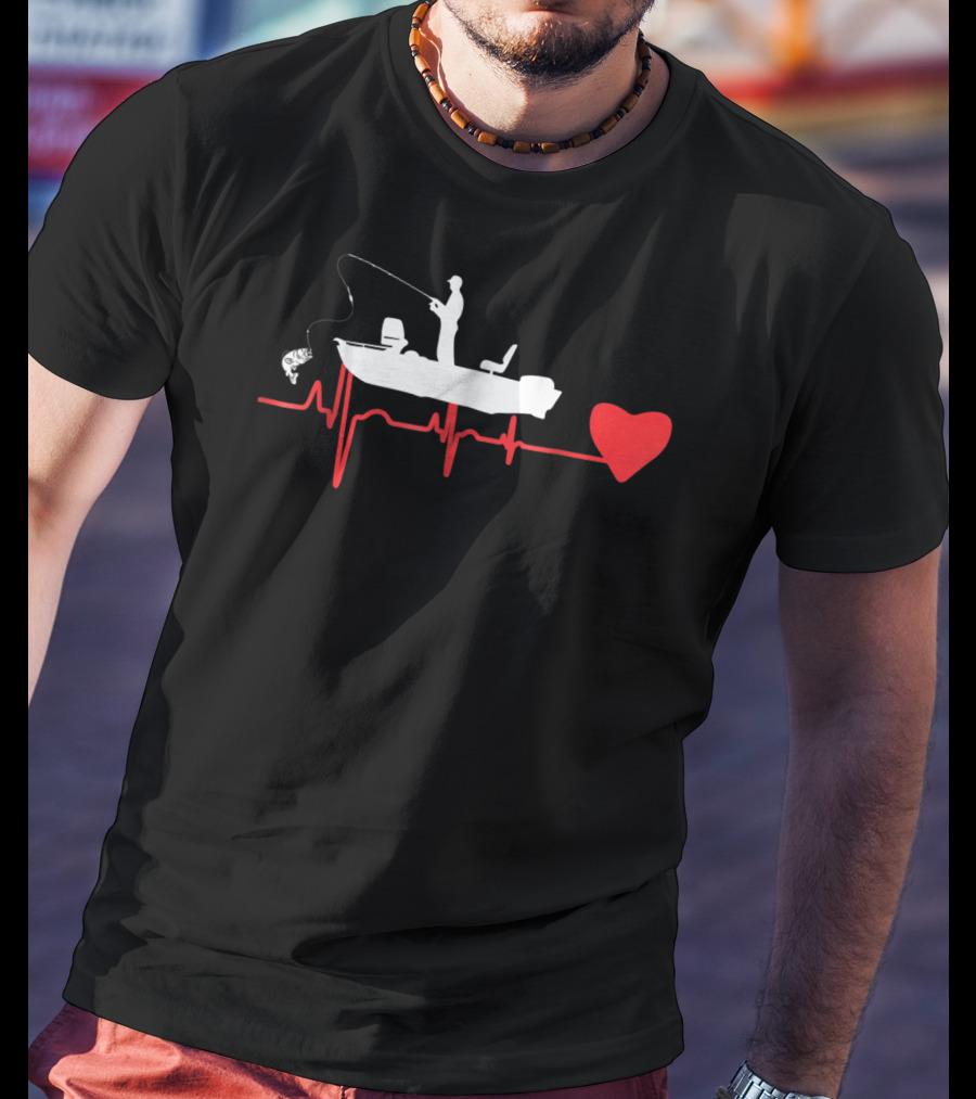 Awesome Fishing Heartbeat For Fishing Dad In A Boat With Red Heart T-Shirt