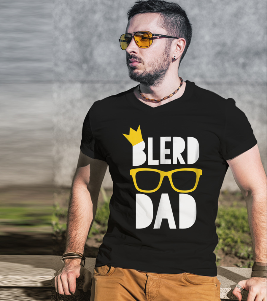 Blerd Dad Yellow Geeky Glasses Crown Black Nerd Dad T-Shirt