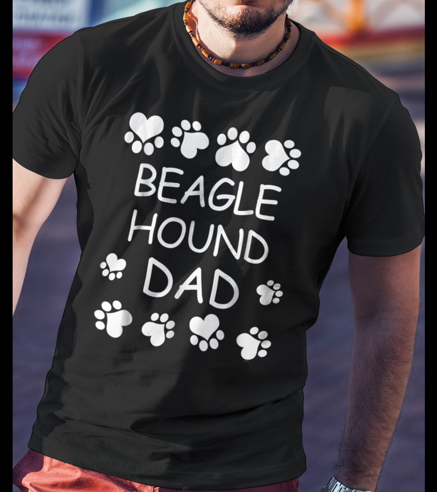 Beagle Hound Dad Paw Print Hearts Christmas Birthday T-Shirt