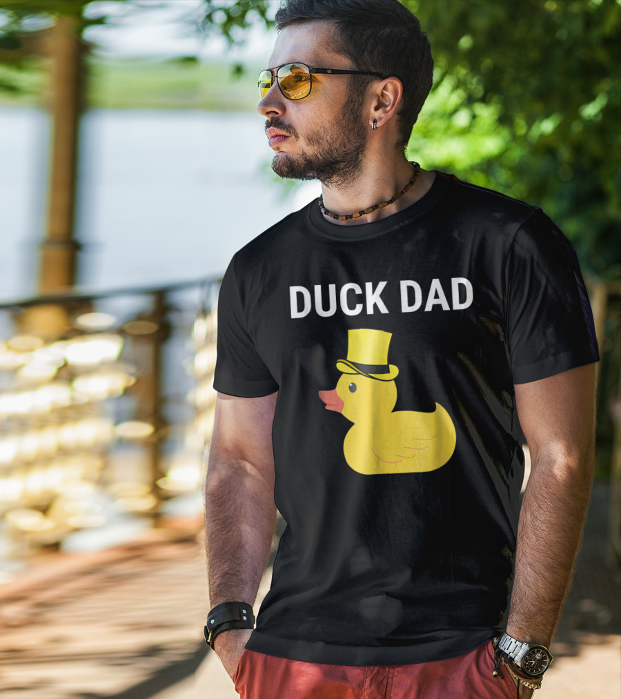 Duck Dad Cute Rubber Duck With Top Hat For Lovers Father T-Shirt