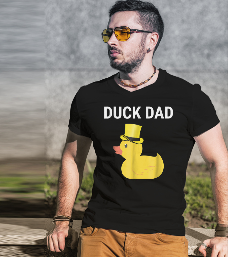Duck Dad Cute Rubber Duck With Top Hat For Lovers Father T-Shirt