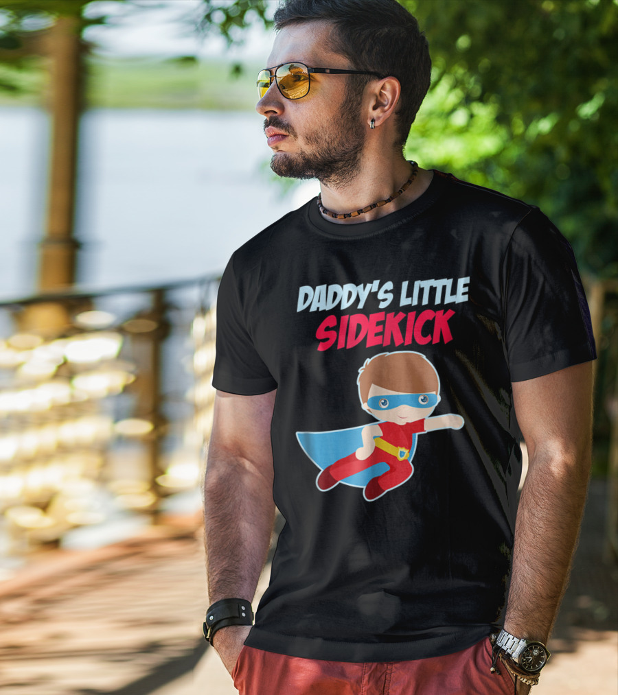 DADDYS LITTLE SIDEKICK Boys Cute Kid Dad Superhero Cape T-Shirt