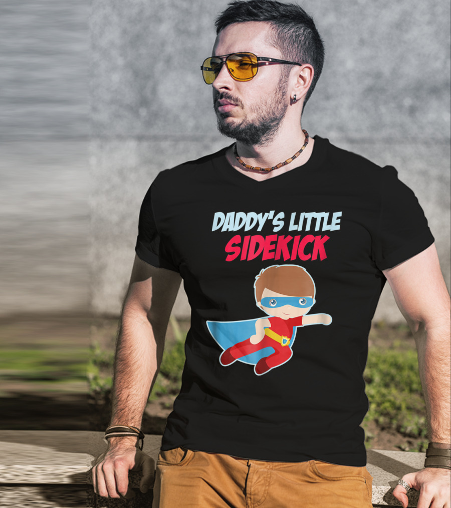DADDYS LITTLE SIDEKICK Boys Cute Kid Dad Superhero Cape T-Shirt