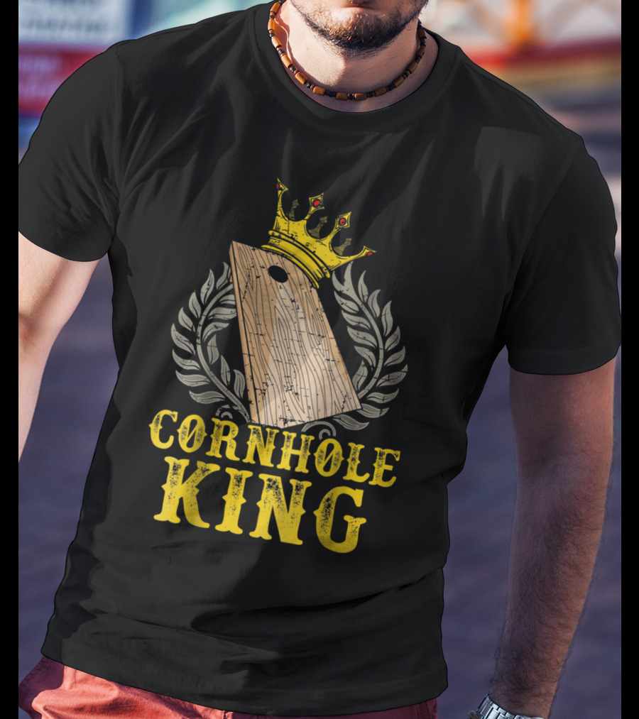 Cornhole King Bean Bag Game Summer Dad Papa18 Crown Laurel Wreath T-Shirt