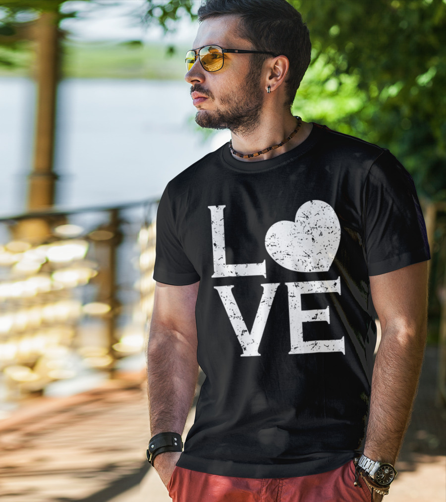 Love Heart Baseball Sports Vintage T-Shirt