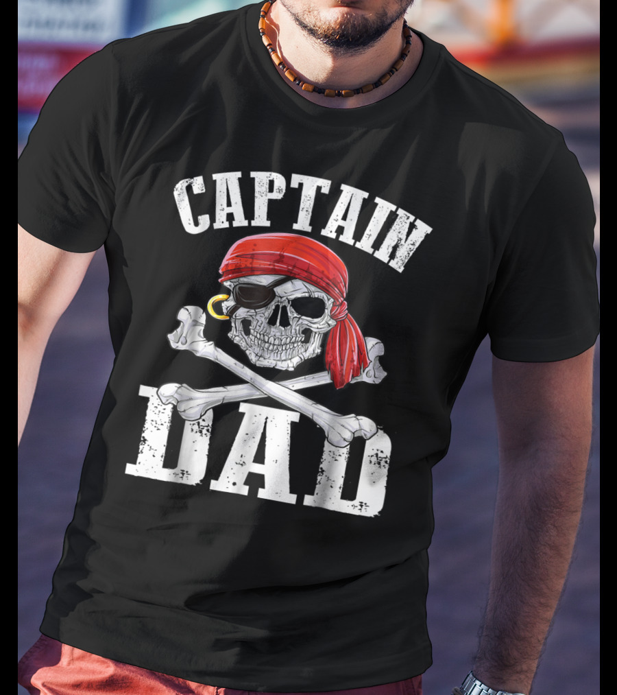 Captain Dad Skull Crossbones Red Bandana Pirate Image T-Shirt
