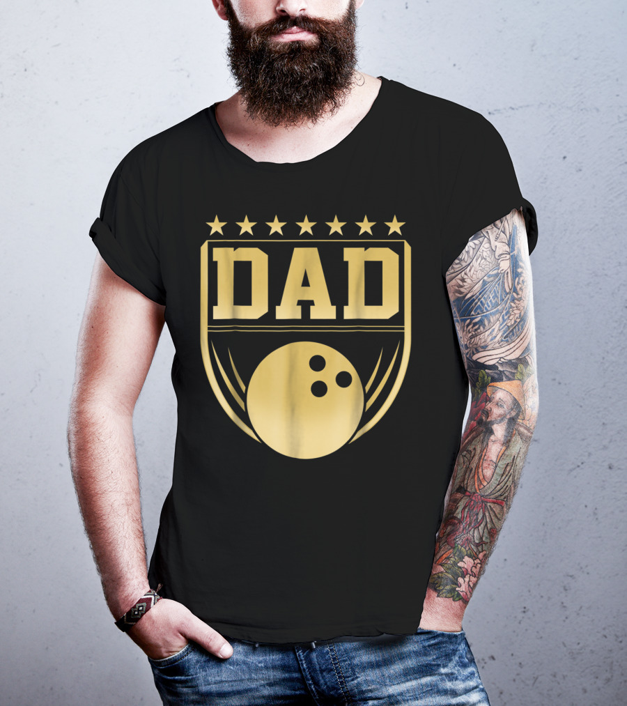 Dad Bowling Golden Shield Medal T-Shirt