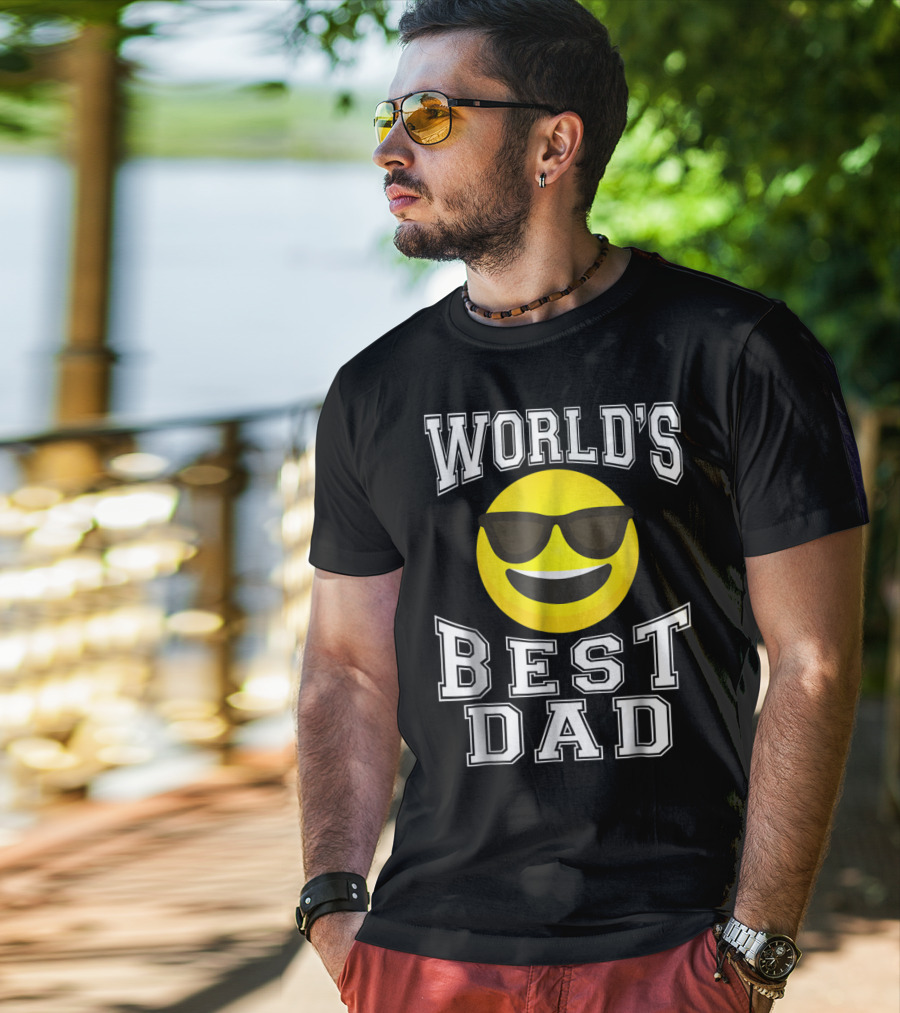 World's Best Dad Cool Emoticon T-Shirt