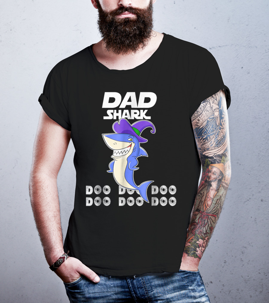 Dad Shark Doo Doo Doo Funny Shark With Witch Hat T-Shirt