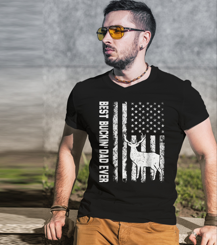 Best Buckin Dad Ever American Flag Deer T-Shirt